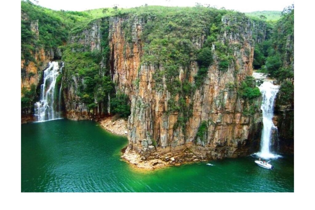 Capitólio (MG): Guia Completo para Explorar o “Mar de Minas”