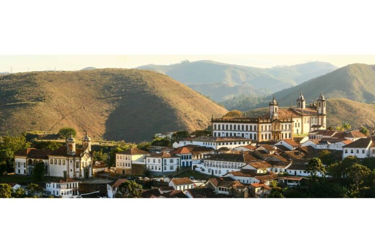 Ouro Preto (MG): Um Mergulho na História, Cultura e Encantos.