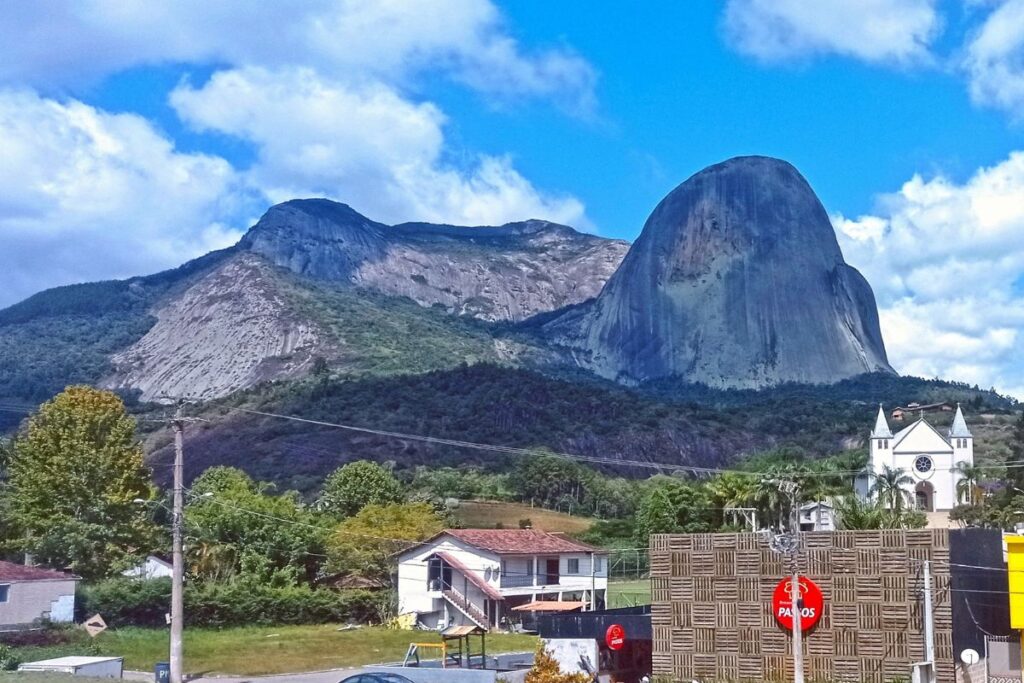 Pedra Azul (ES): um roteiro turístico completo imperdível.